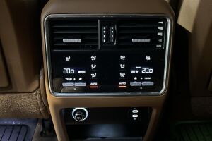 Porsche Cayenne esikatselu 34