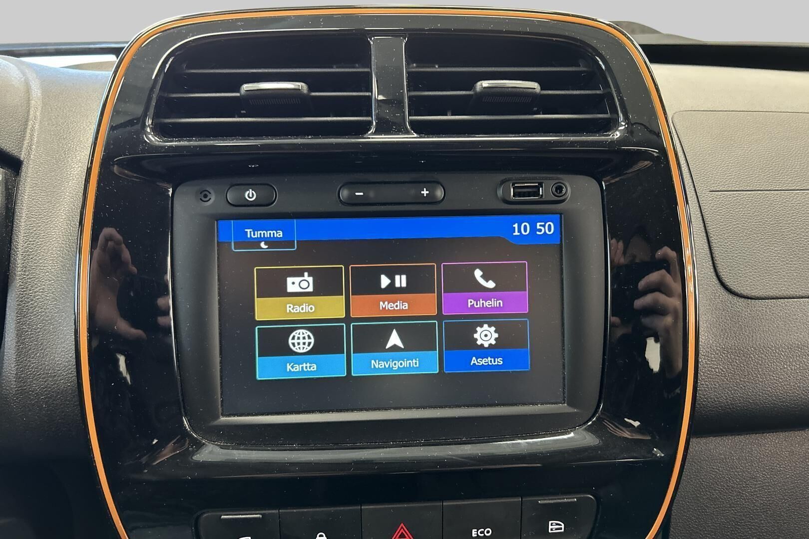 Dacia Spring iso kuva 14