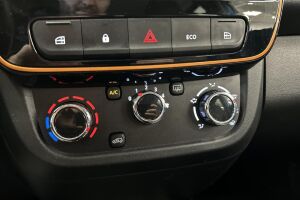 Dacia Spring esikatselu 18