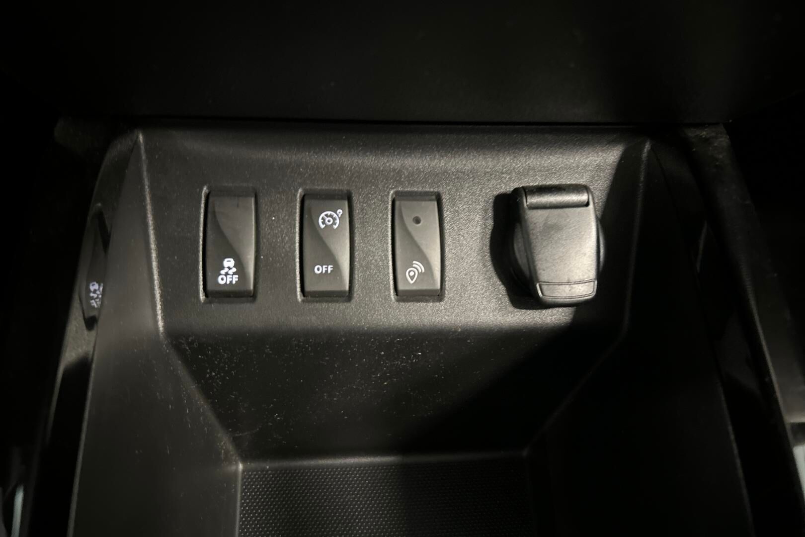 Dacia Spring iso kuva 19