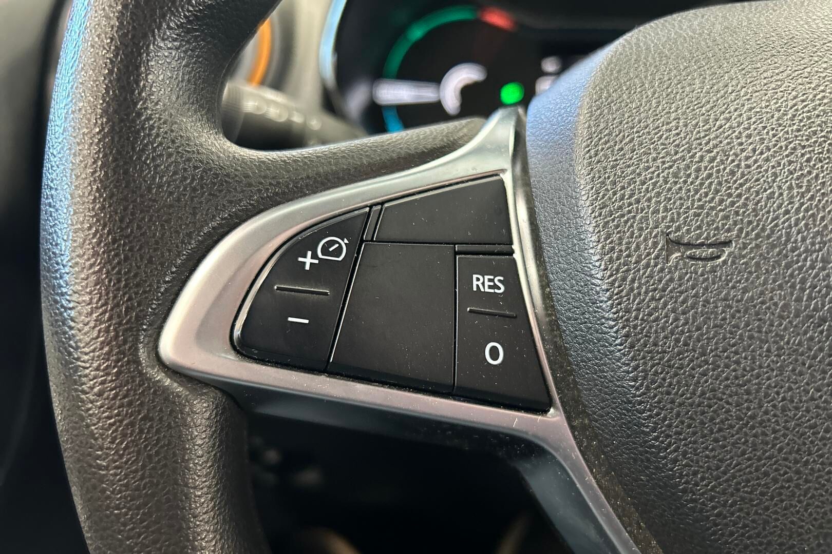 Dacia Spring iso kuva 21