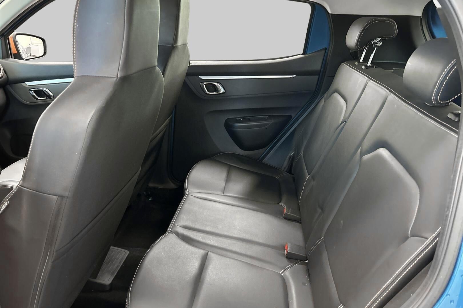 Dacia Spring iso kuva 9