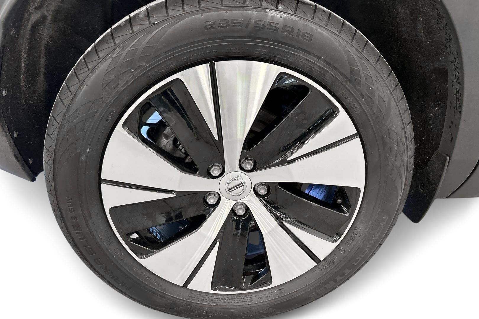 Volvo XC40 iso kuva 13