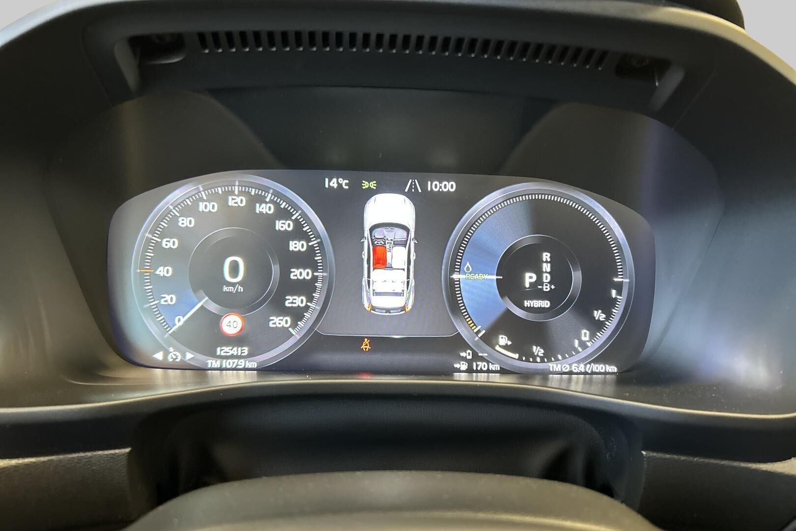 Volvo XC40 iso kuva 21