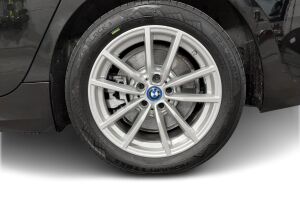 BMW 3-sarja esikatselu 11