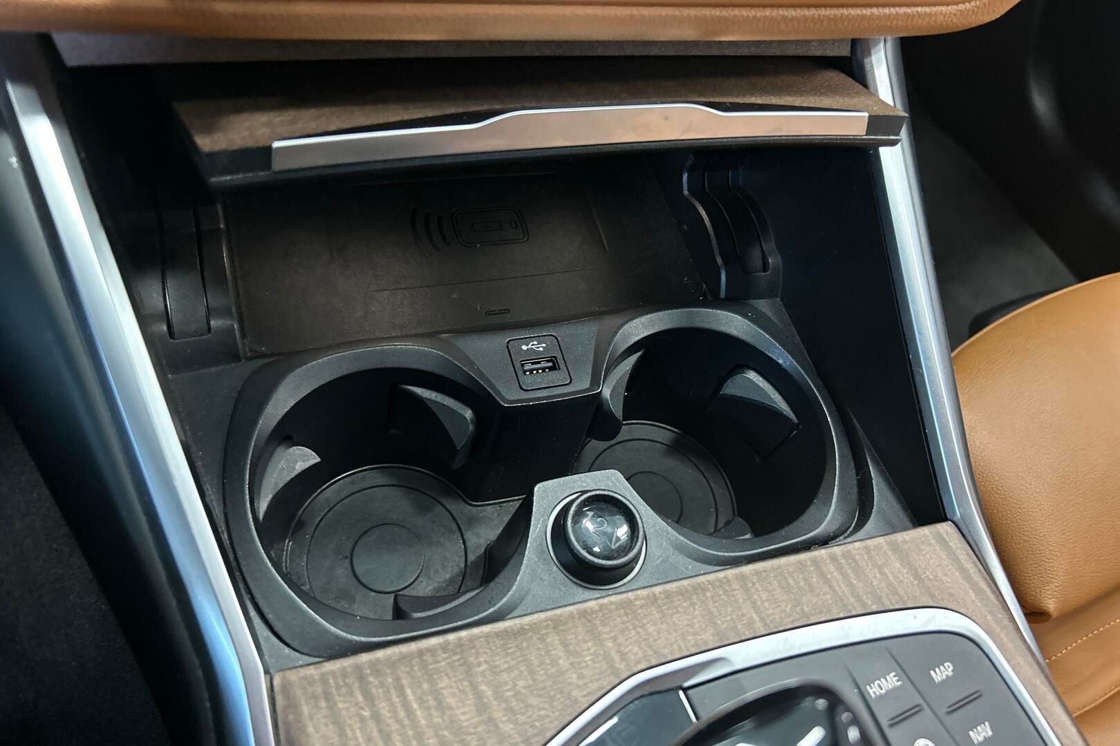 BMW 3-SARJA iso kuva 19