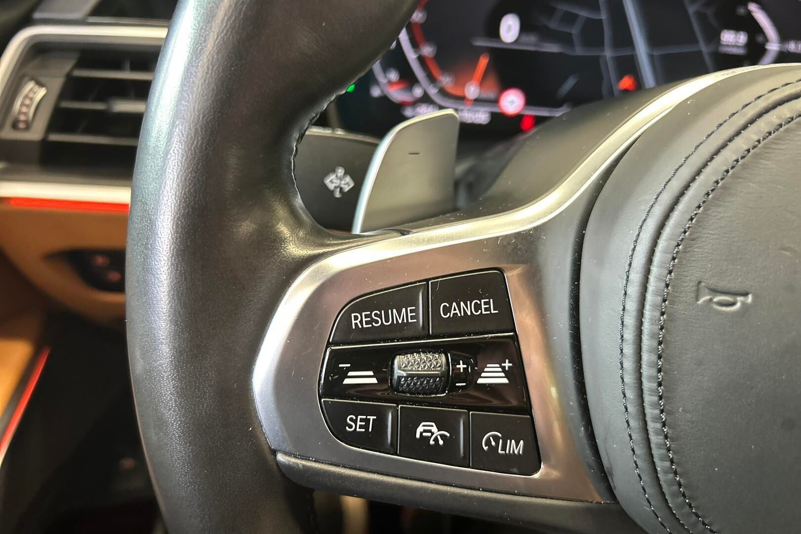 BMW 3-SARJA iso kuva 21