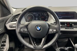 BMW 1-sarja esikatselu 30