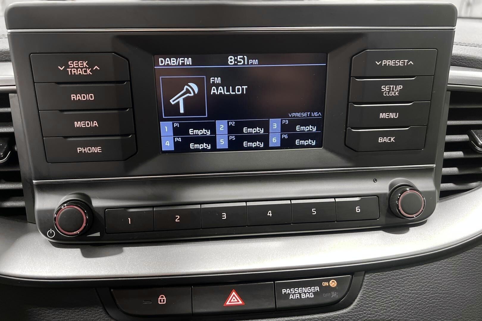 Kia Ceed iso kuva 11