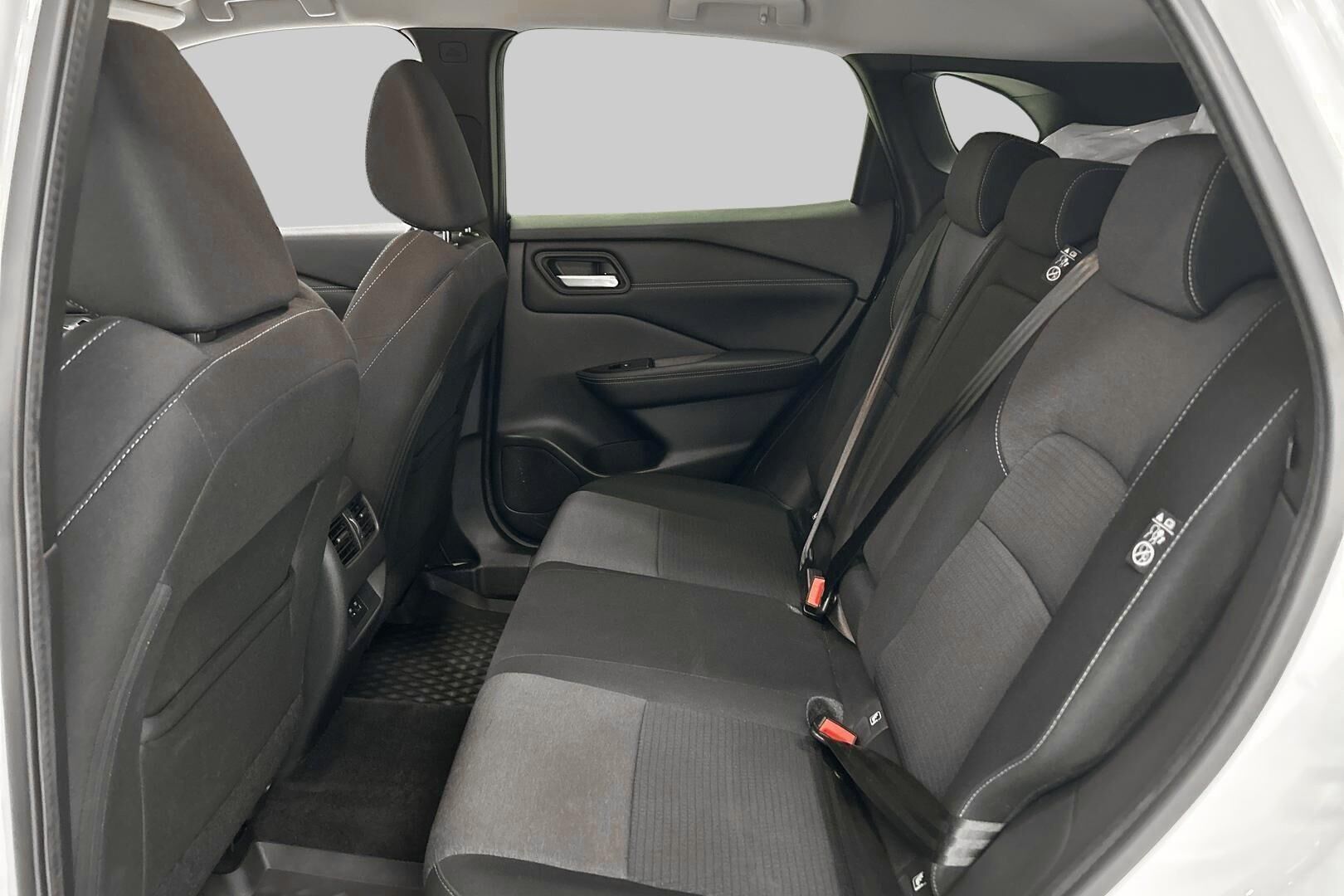 Nissan Qashqai iso kuva 10