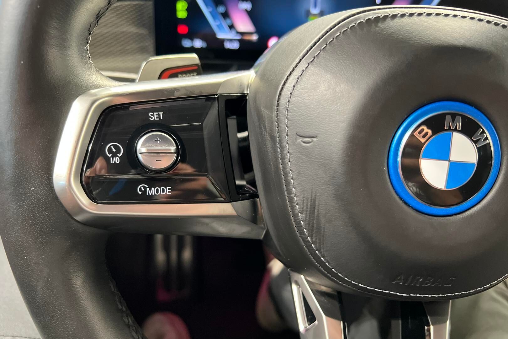 BMW i7 iso kuva 27