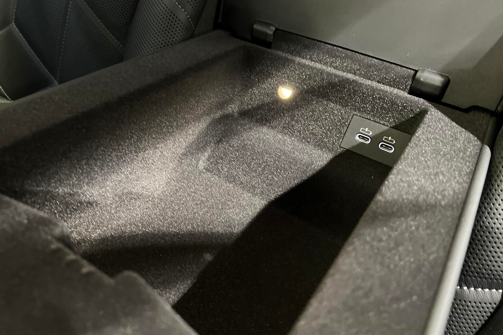 BMW i7 iso kuva 36