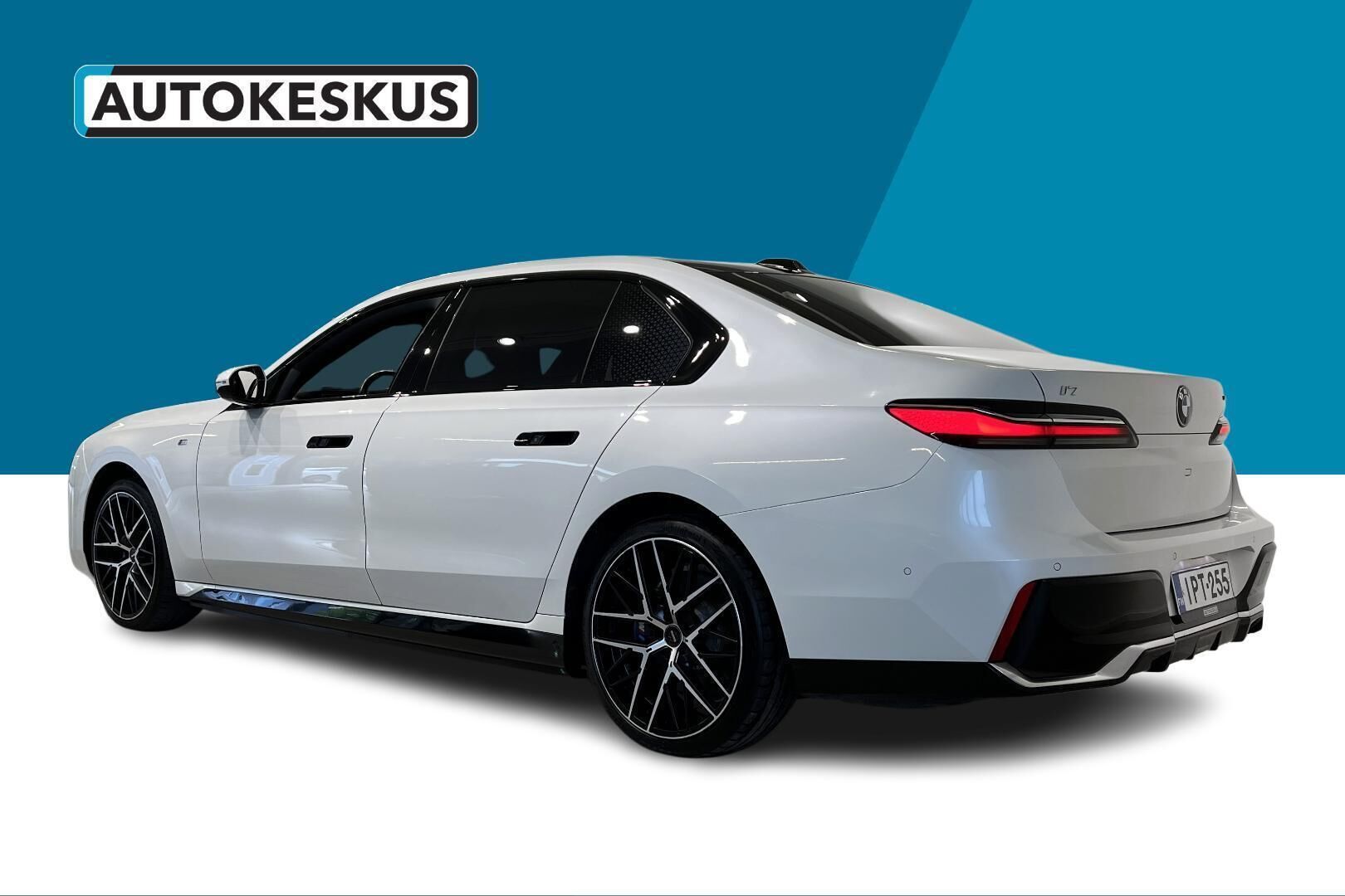 BMW i7 iso kuva 7