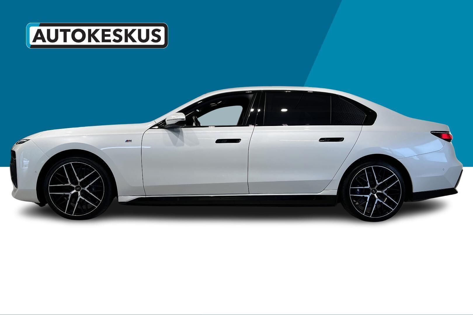 BMW i7 iso kuva 8