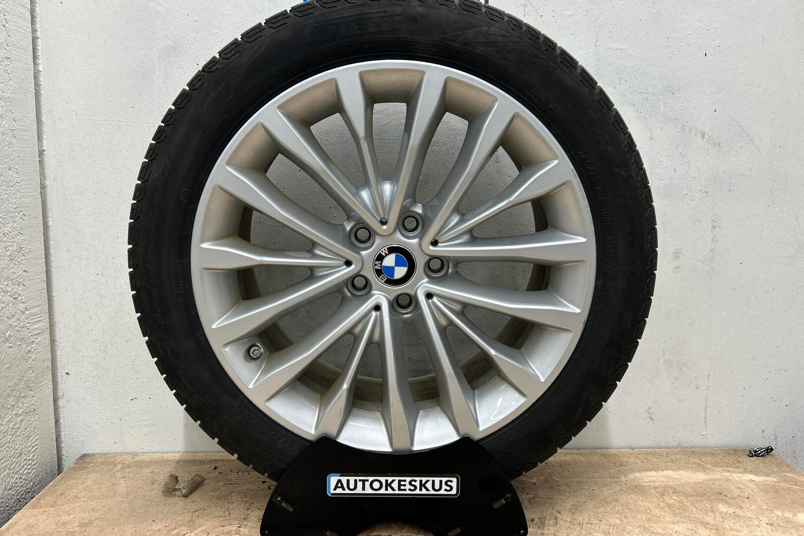 BMW 5-sarja iso kuva 13