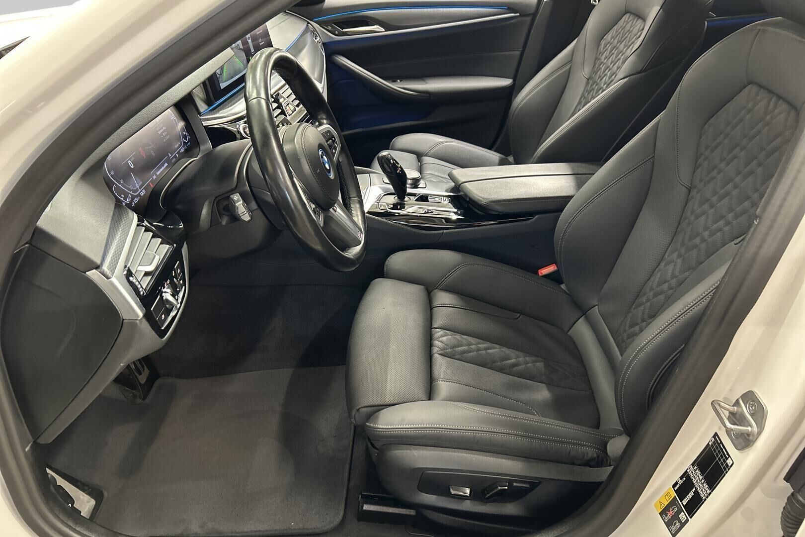 BMW 5-sarja iso kuva 9