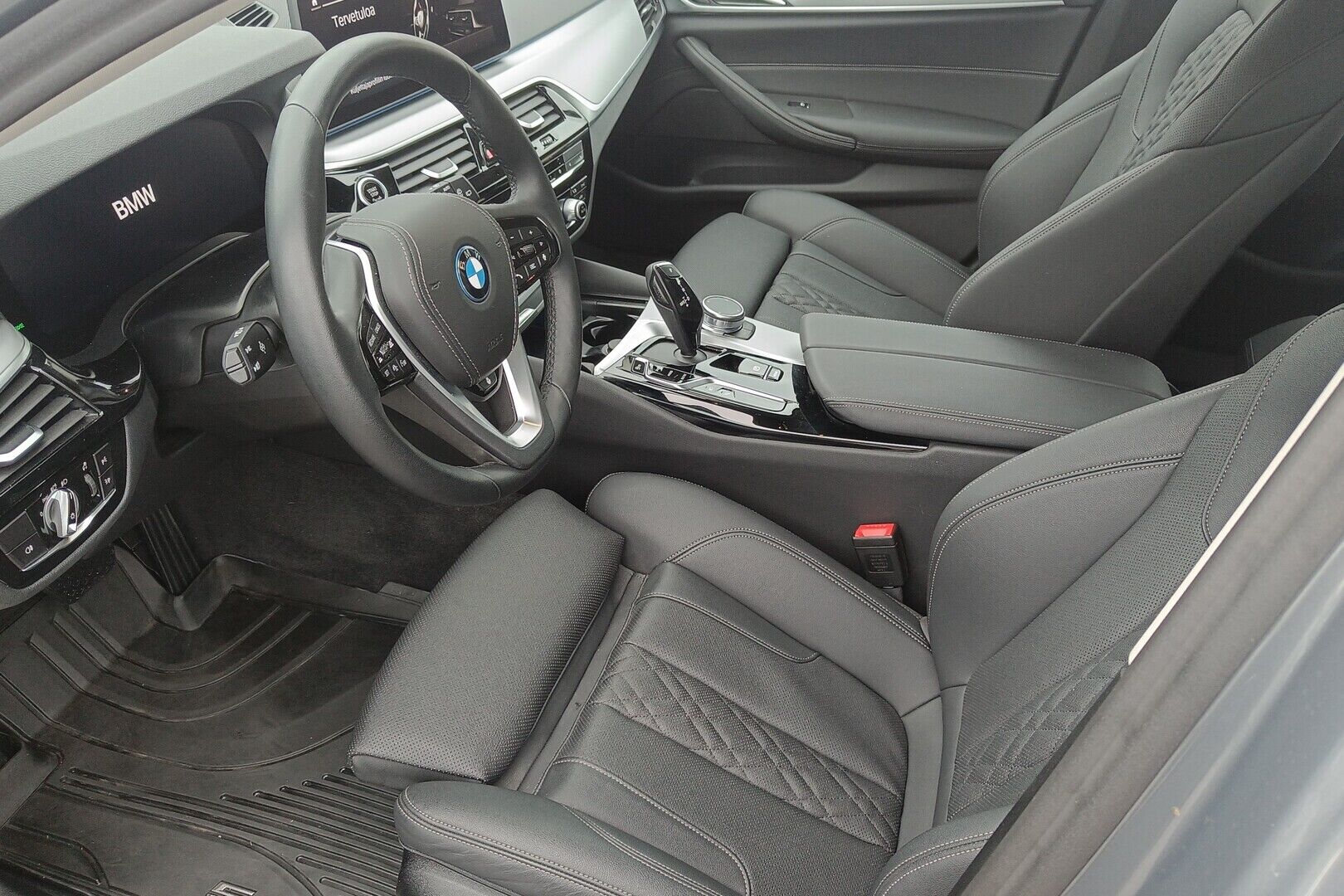 BMW 5-sarja iso kuva 1