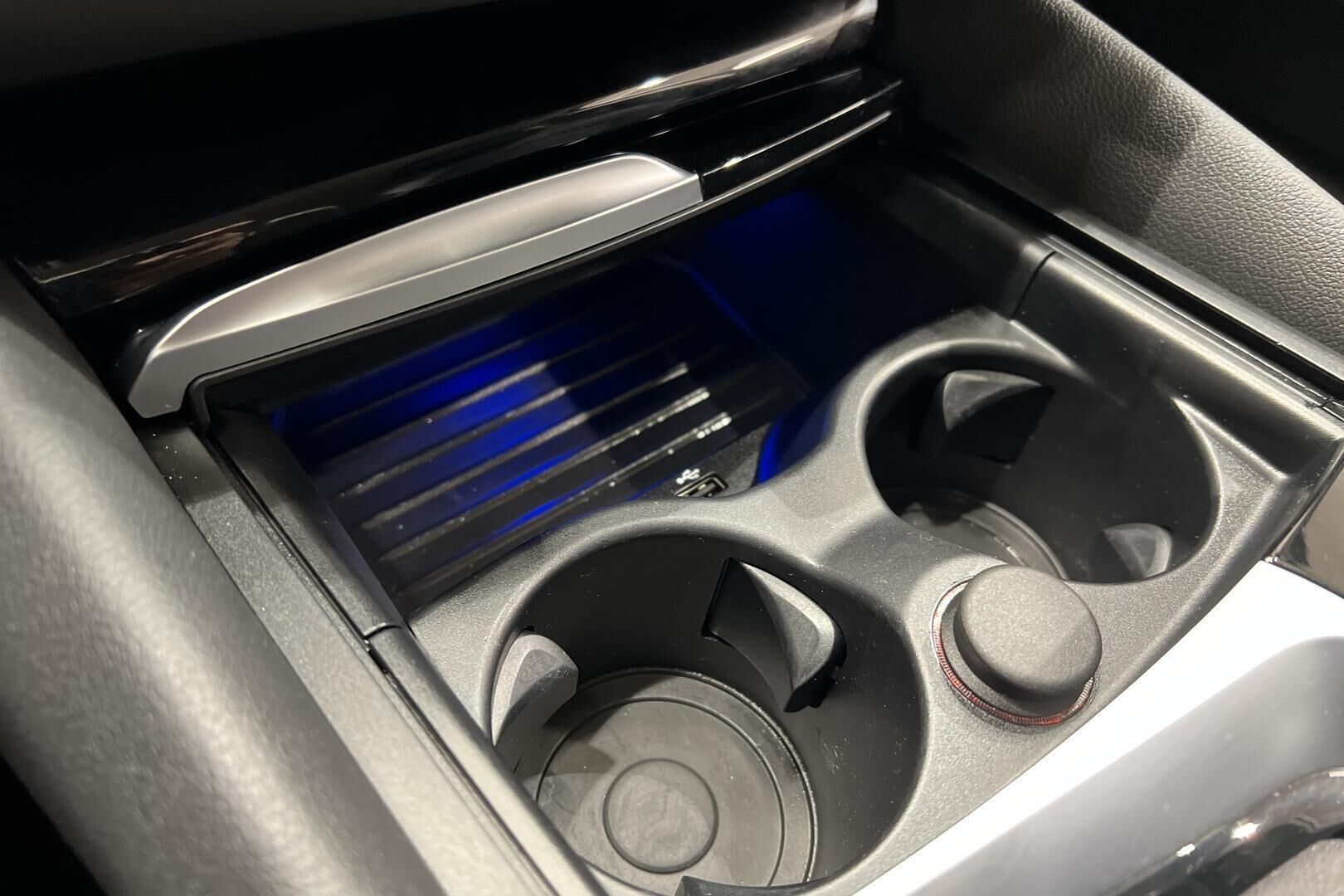 BMW 5-SARJA iso kuva 18