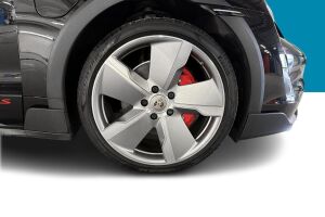 Porsche Taycan esikatselu 13