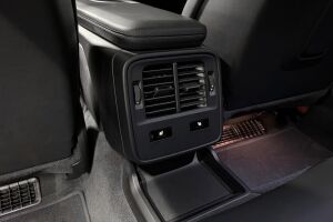 Porsche Taycan esikatselu 16