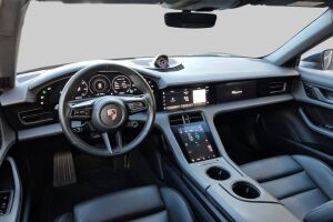 Porsche Taycan esikatselu 2