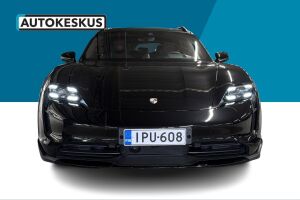 Porsche Taycan esikatselu 2