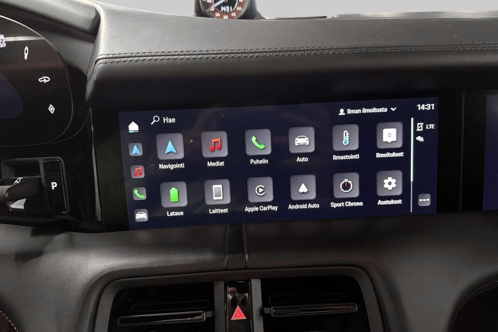 Porsche Taycan iso kuva 31
