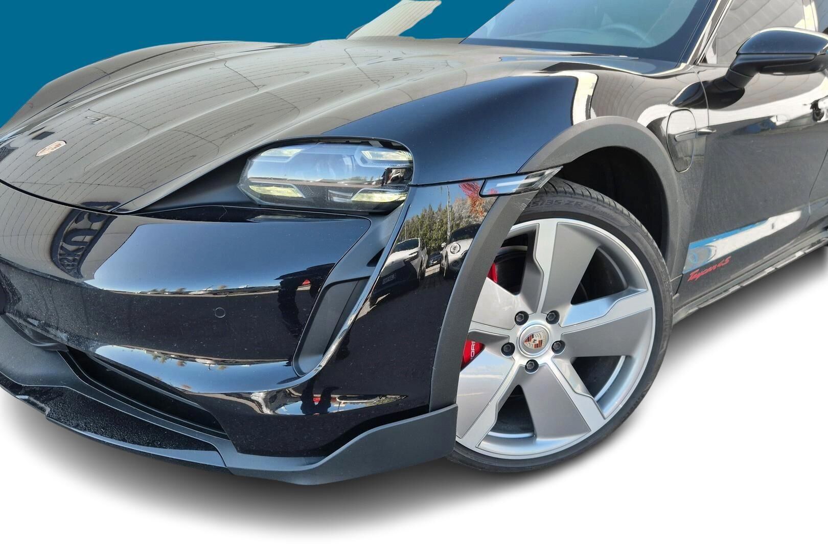 Porsche Taycan iso kuva 4