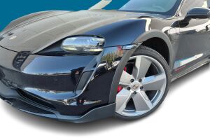 Porsche Taycan esikatselu 4