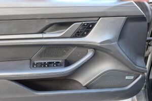 Porsche Taycan esikatselu 5