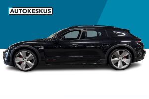 Porsche Taycan esikatselu 8