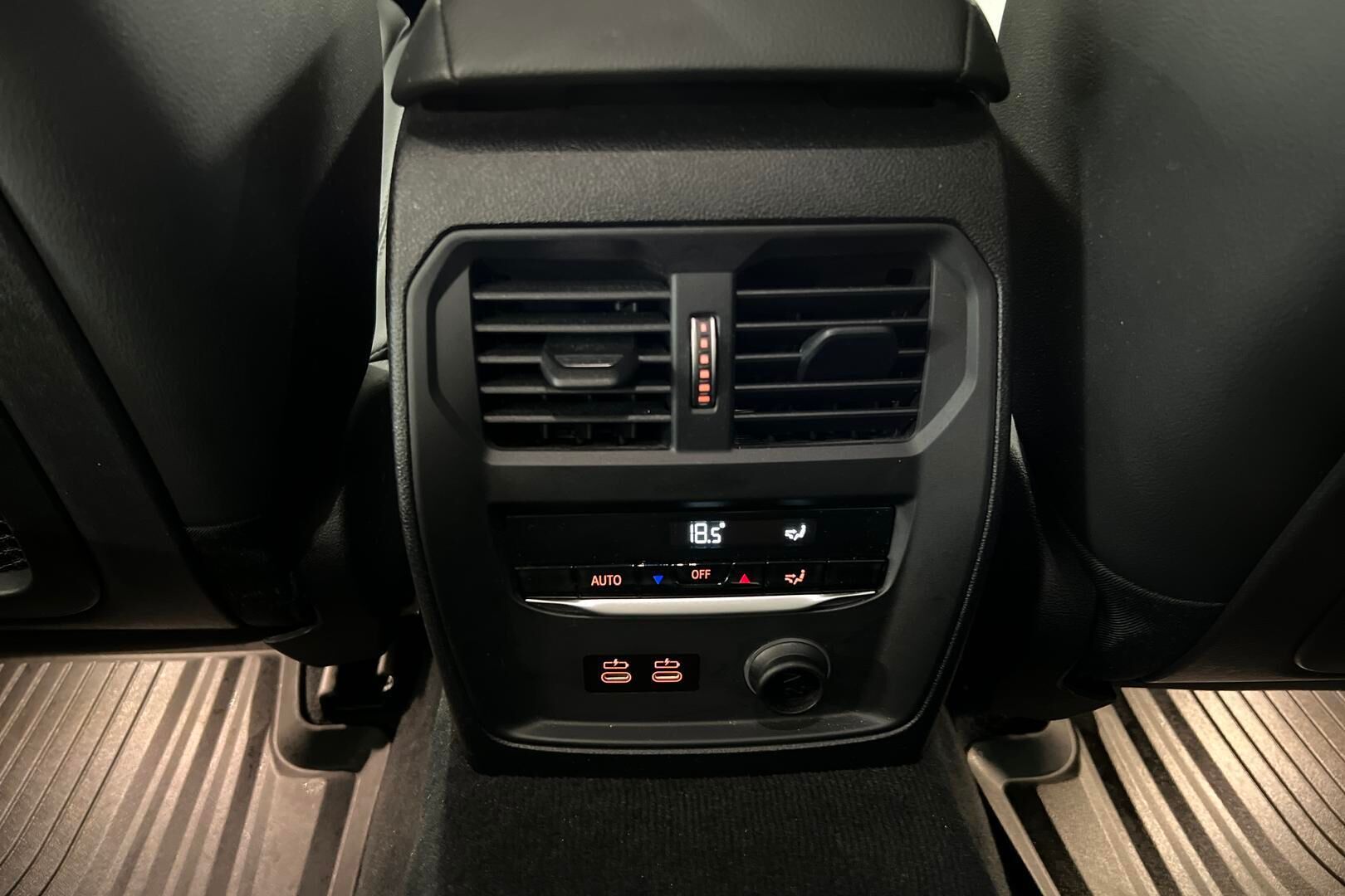 BMW 3-sarja iso kuva 8