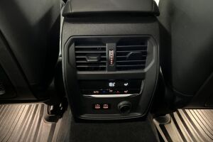 BMW 3-sarja esikatselu 8