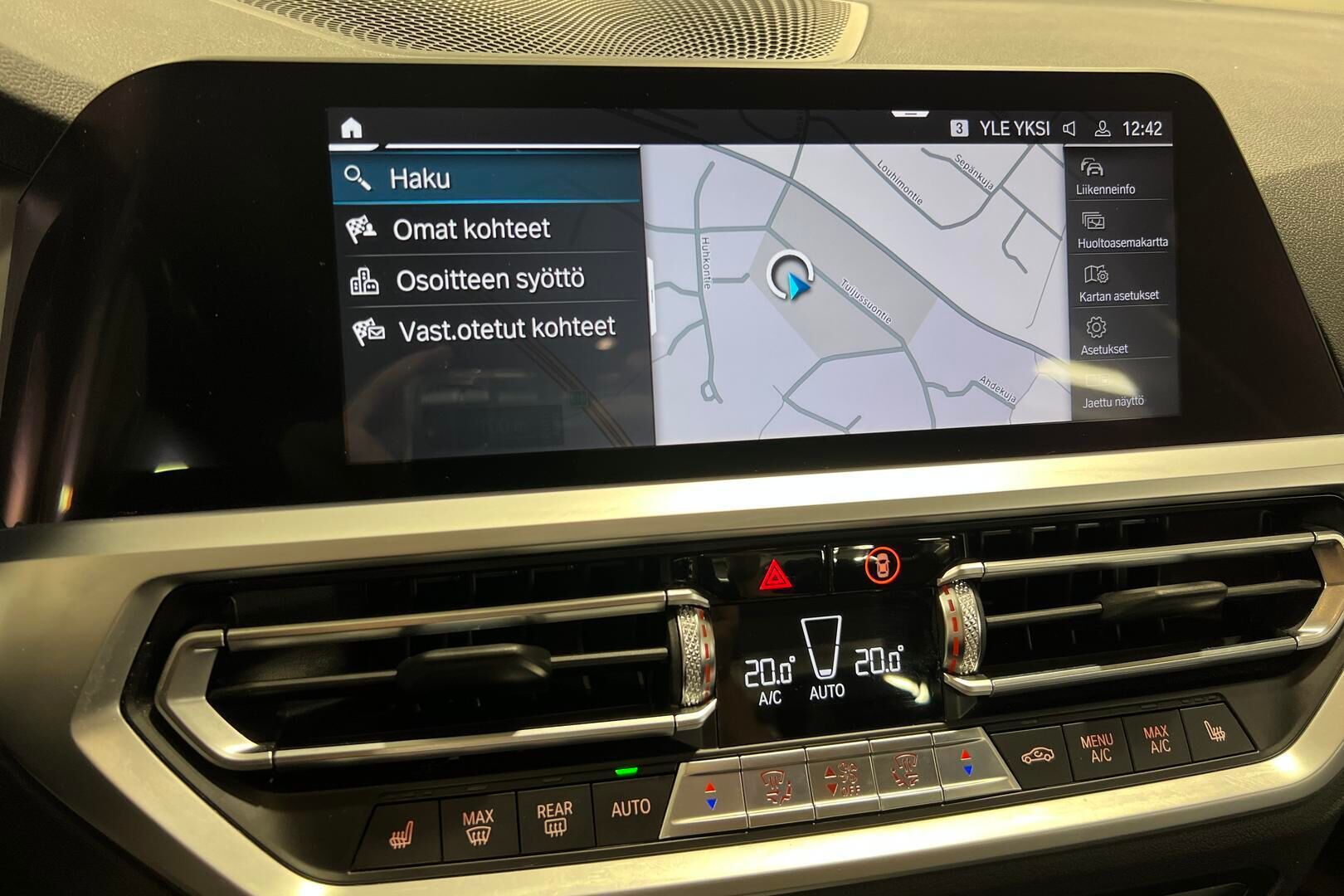 BMW 3-sarja iso kuva 11