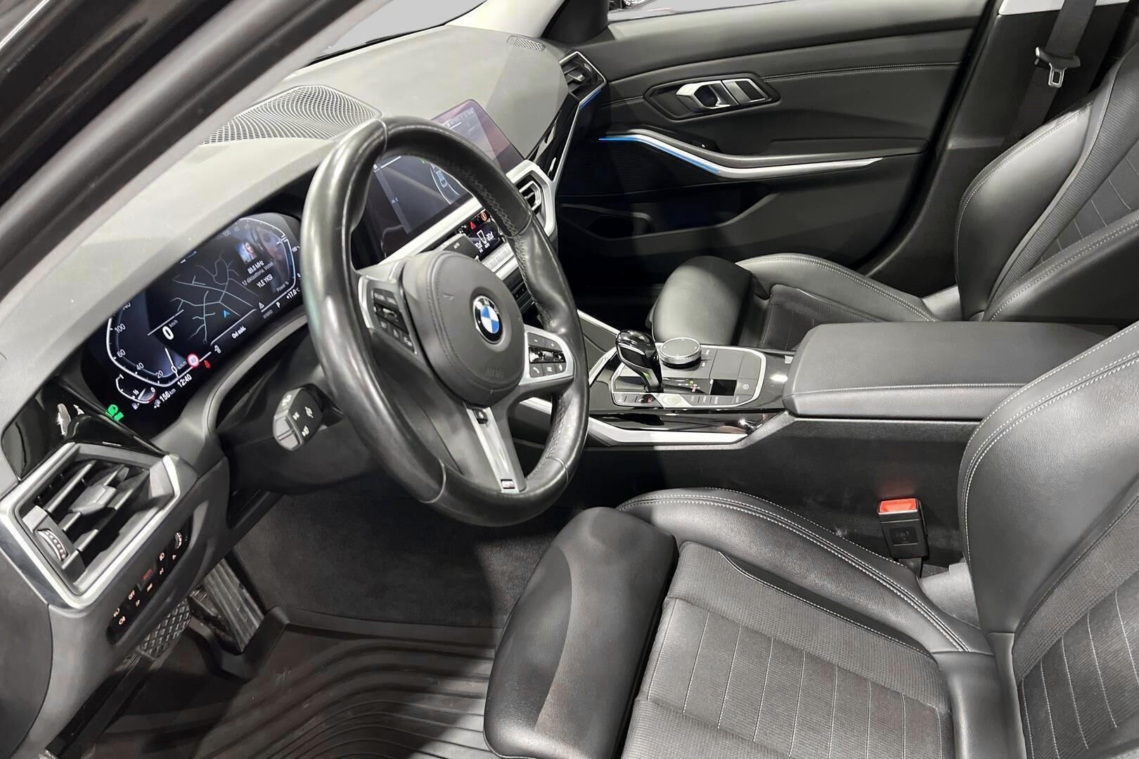 BMW 3-sarja iso kuva 4