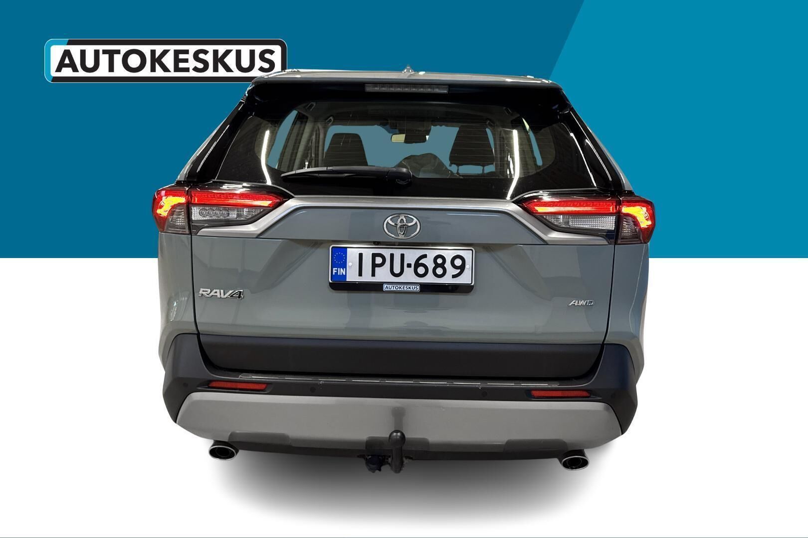 Toyota RAV4 iso kuva 6