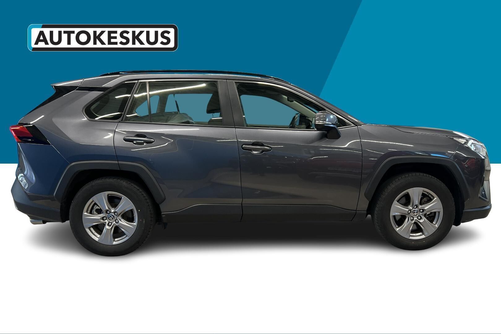 Toyota RAV4 iso kuva 4