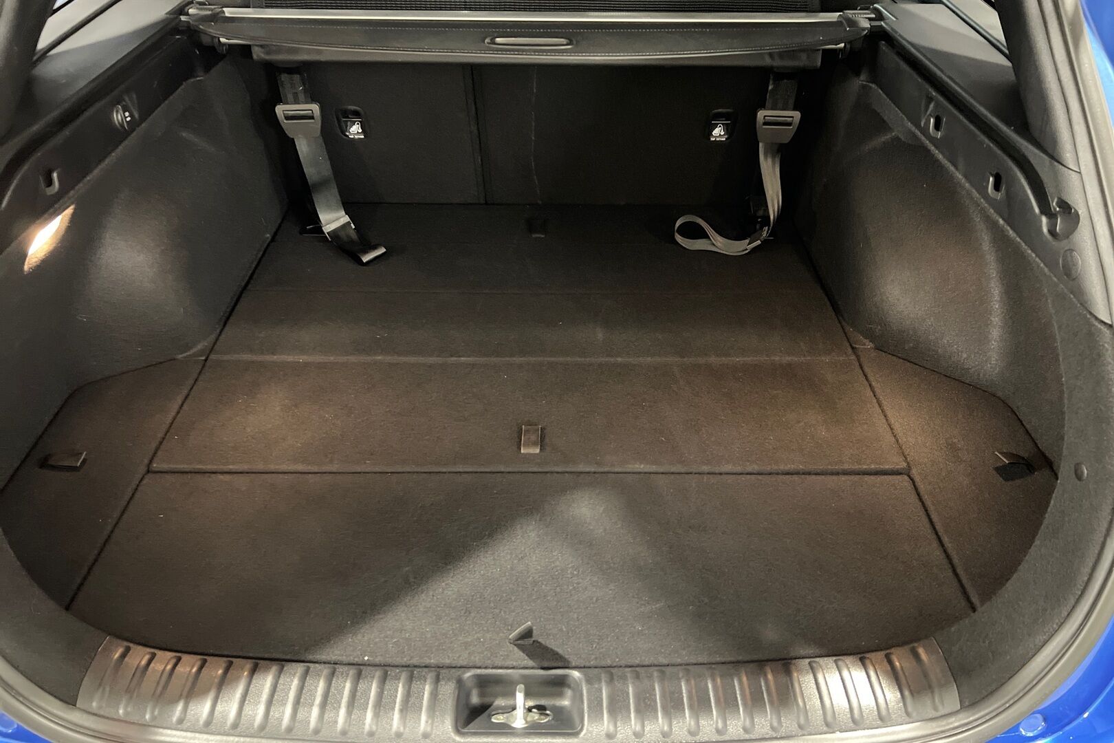 Kia Ceed iso kuva 12