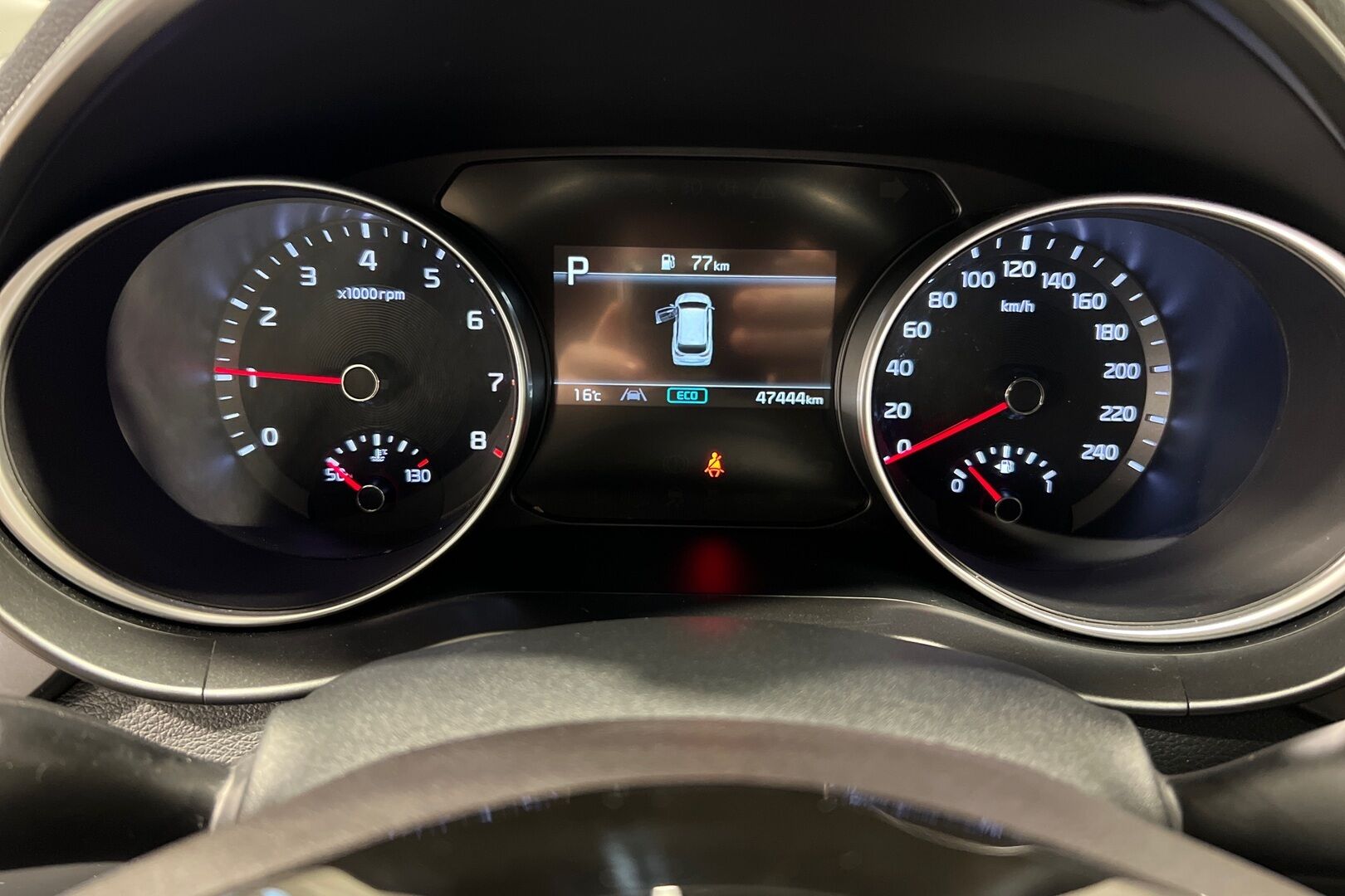 Kia Ceed iso kuva 14
