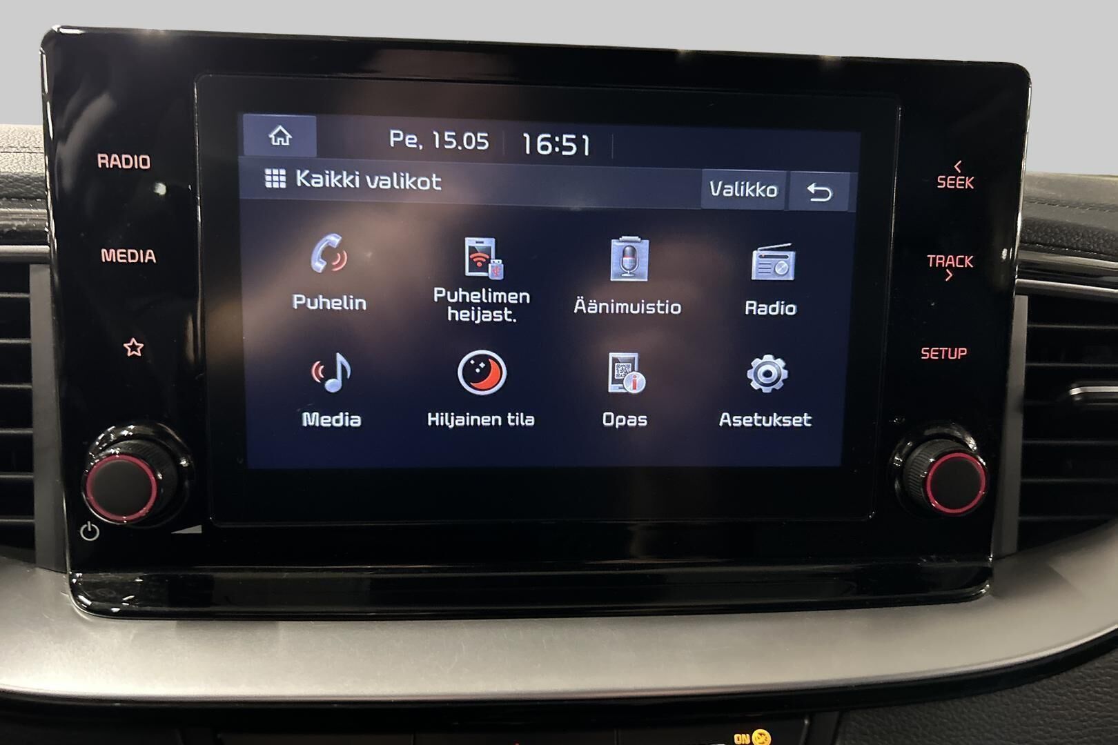 Kia Ceed iso kuva 15
