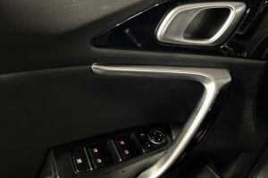 Kia Ceed esikatselu 23