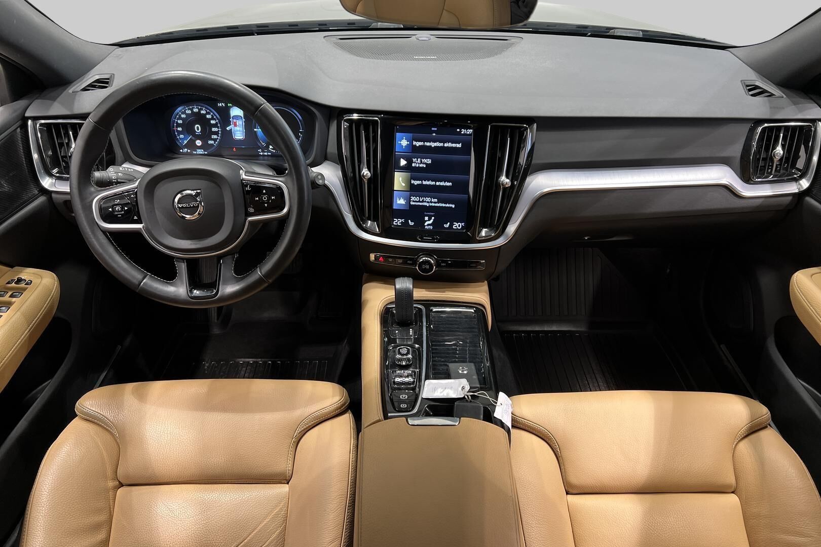 Volvo V60 iso kuva 11