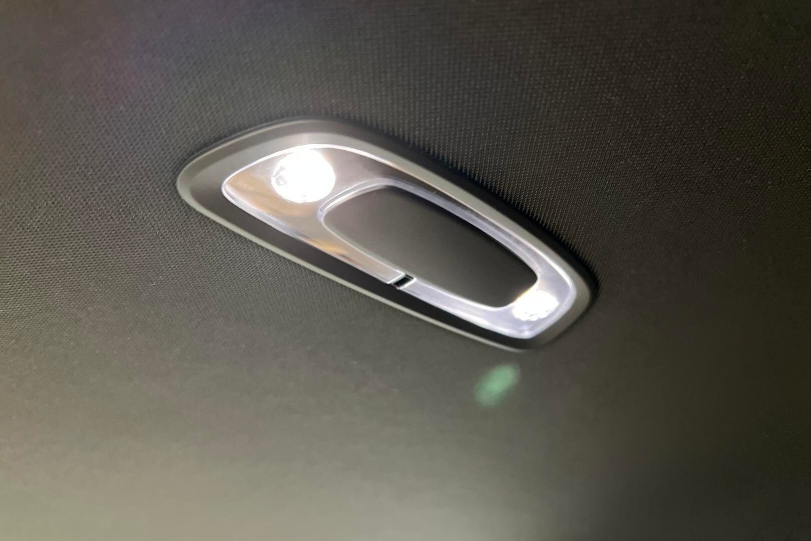 Volvo V60 iso kuva 29