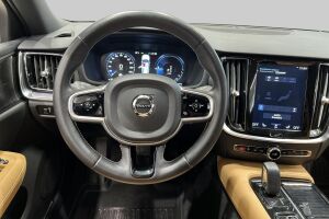 Volvo V60 esikatselu 30