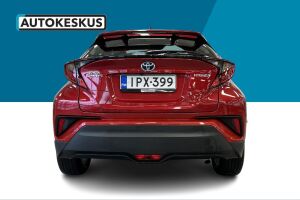 Toyota C-HR esikatselu 6
