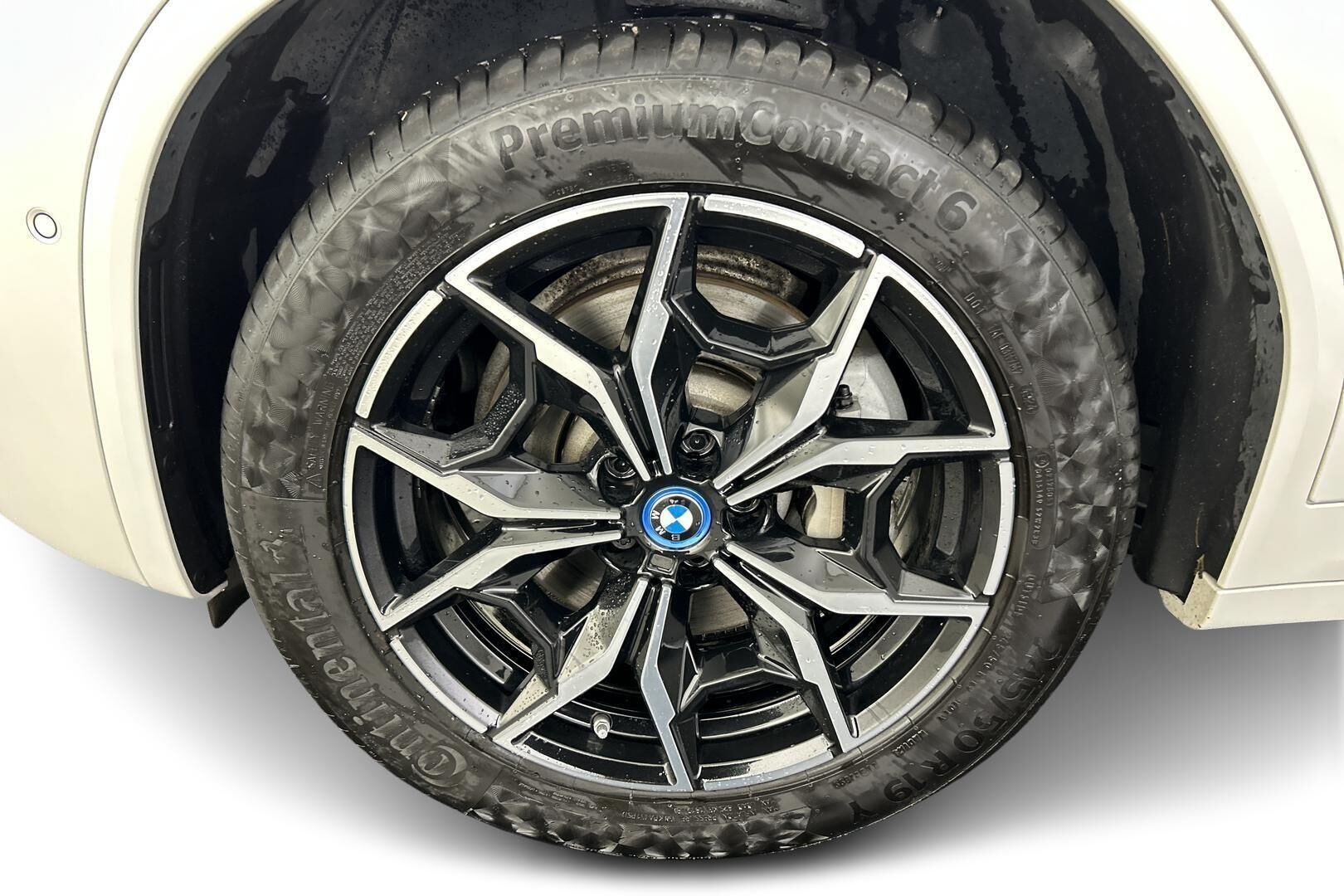 BMW X3 iso kuva 13