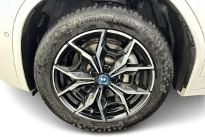 BMW X3 esikatselu 13