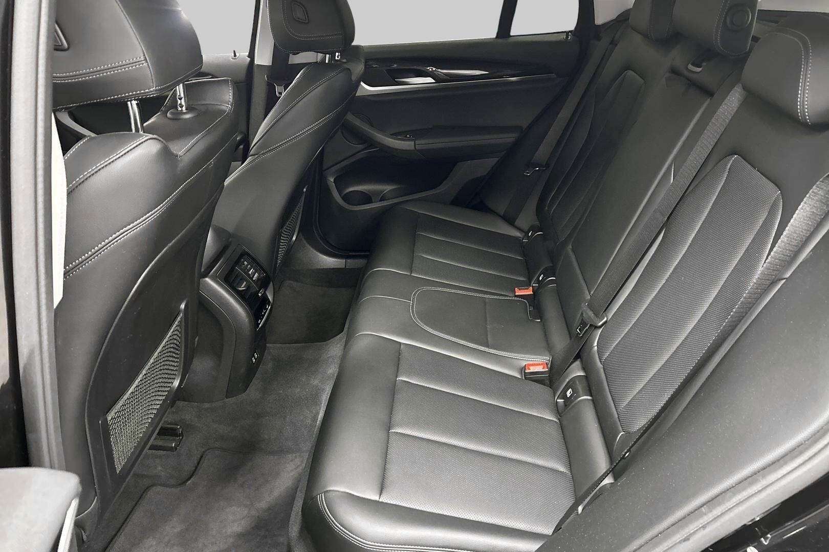 BMW X3 iso kuva 5