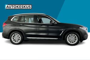 BMW X3 esikatselu 4