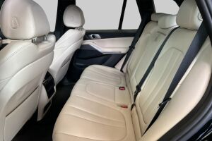 BMW X5 esikatselu 10